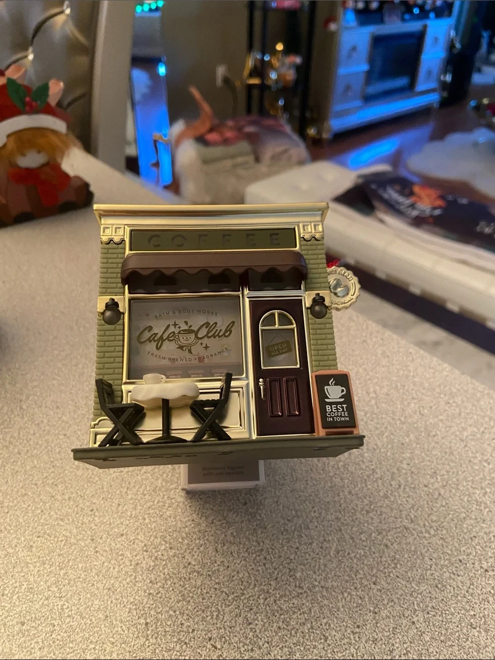Bath & Body Works Cafe Club Coffee Shop Brown, Cream & Gold projector wa